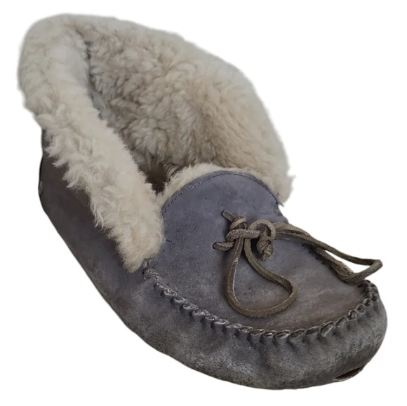 UGG Sheepskin Suede Slip On Moccasin Slippers Alena Gray 1004806 Womens Size 8 - Picture 1 of 7